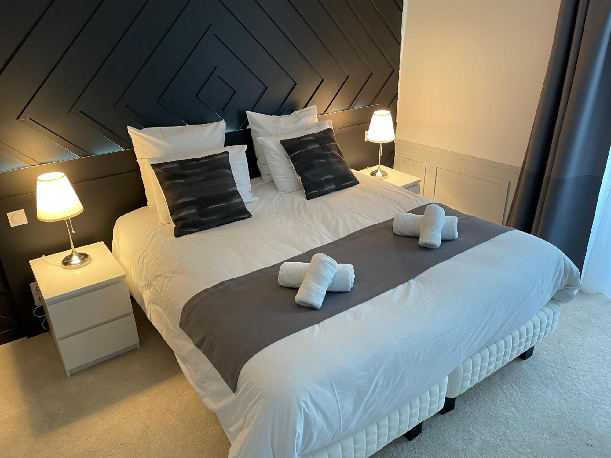 Hotel Le Troncais Saint-Bonnet-Tronçais Zewnętrze zdjęcie
