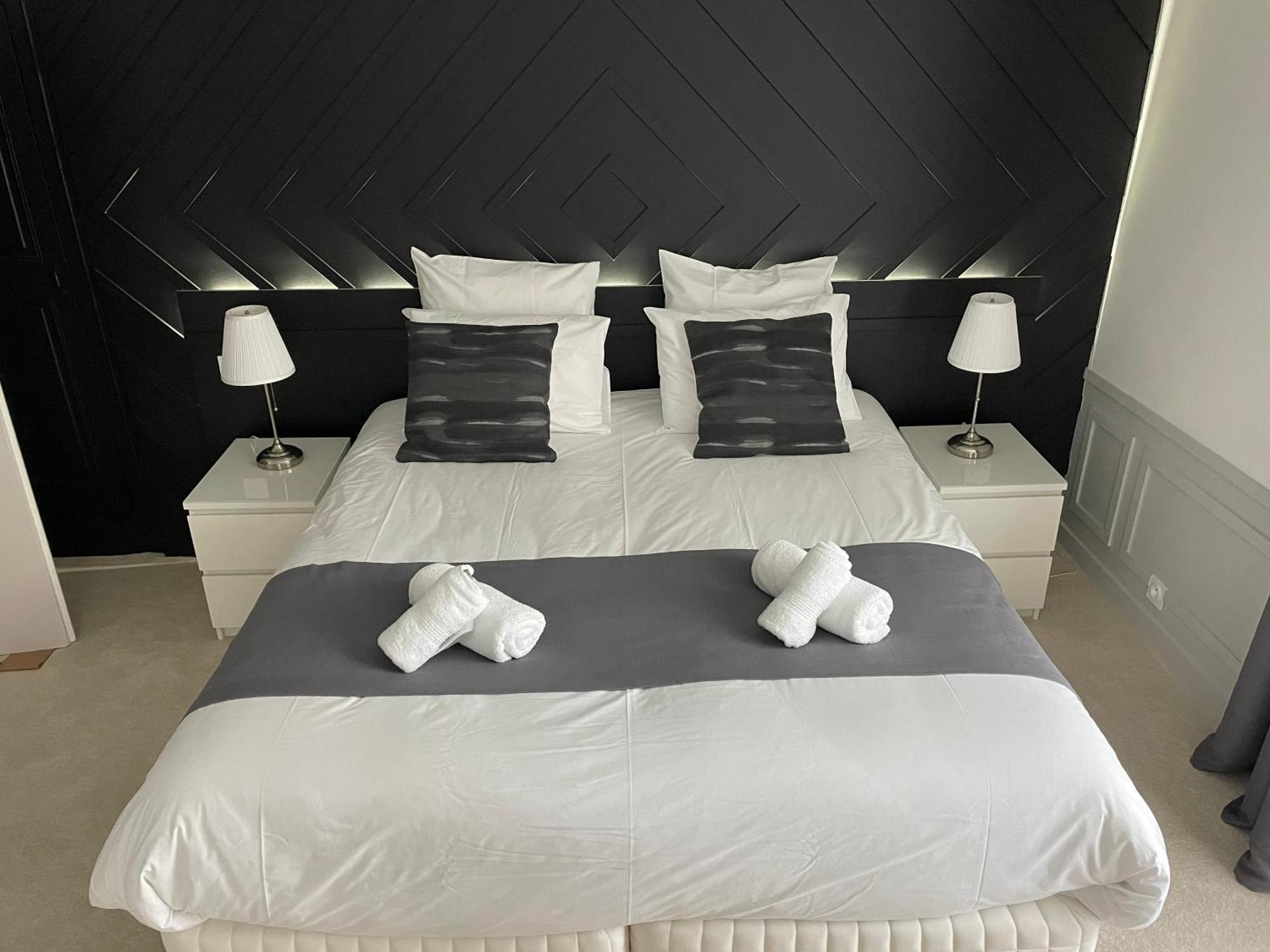 Hotel Le Troncais Saint-Bonnet-Tronçais Zewnętrze zdjęcie