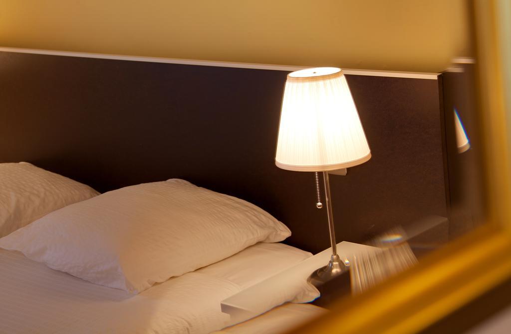 Hotel Le Troncais Saint-Bonnet-Tronçais Zewnętrze zdjęcie