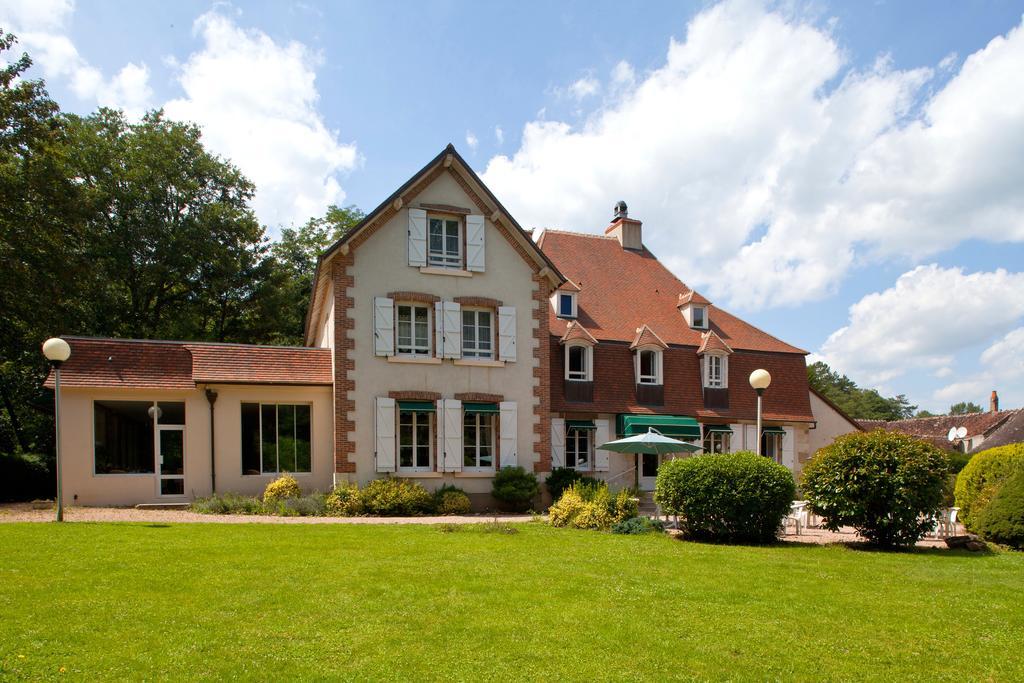 Hotel Le Troncais Saint-Bonnet-Tronçais Zewnętrze zdjęcie