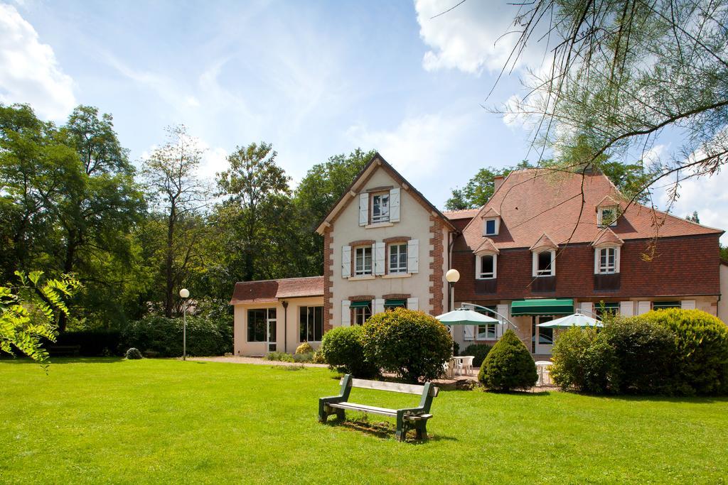 Hotel Le Troncais Saint-Bonnet-Tronçais Zewnętrze zdjęcie