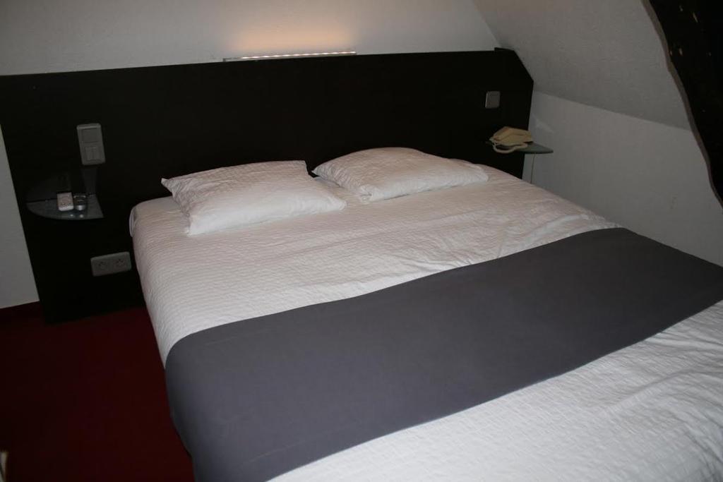 Hotel Le Troncais Saint-Bonnet-Tronçais Zewnętrze zdjęcie