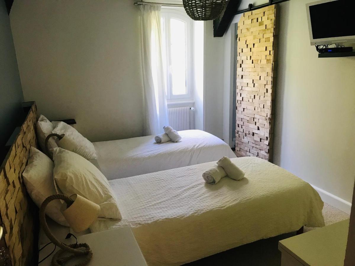 Hotel Le Troncais Saint-Bonnet-Tronçais Zewnętrze zdjęcie